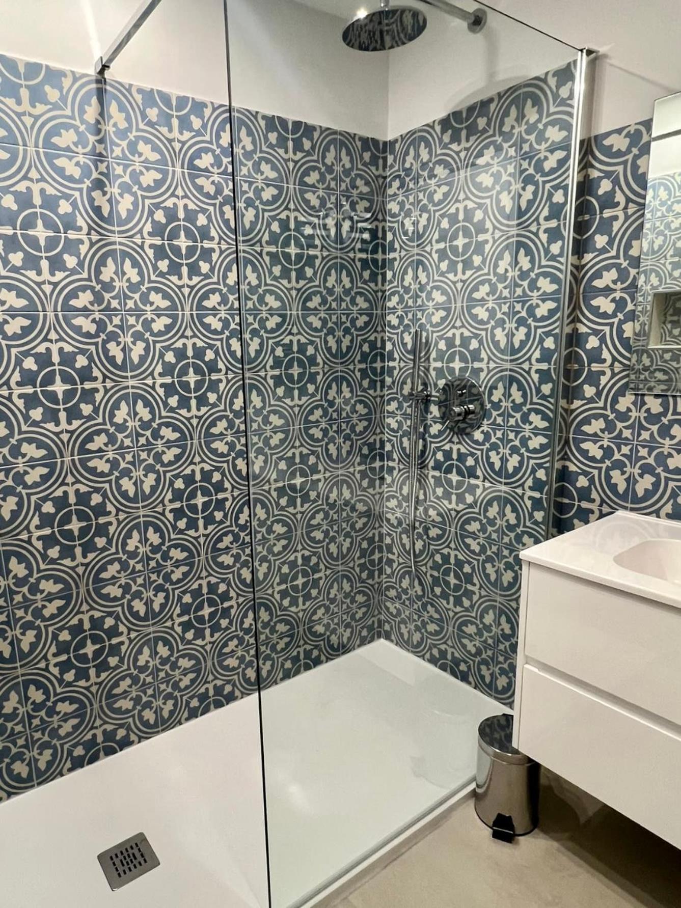 Risso - One Bedroom With Pool, Newly Renovated In Spring 2024 Nizza Exterior foto